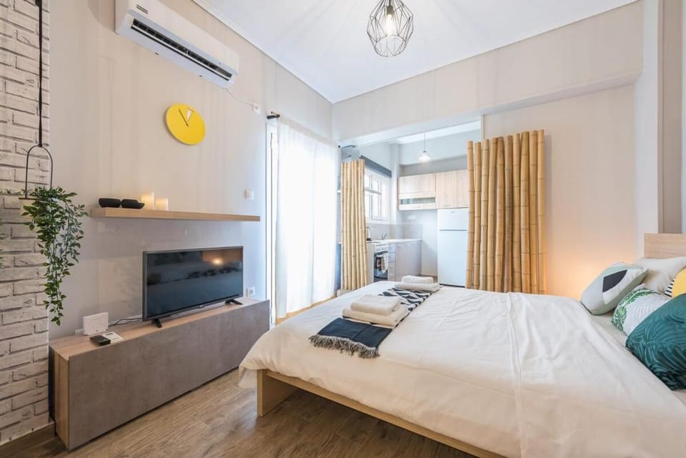 Modern apartment near with Acropolis & metro Apartment in Athens
