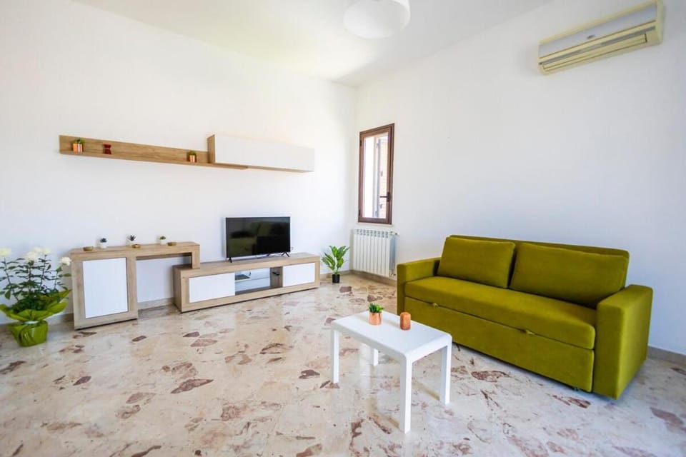 Casa Cloe Mondello Apartment in Palermo