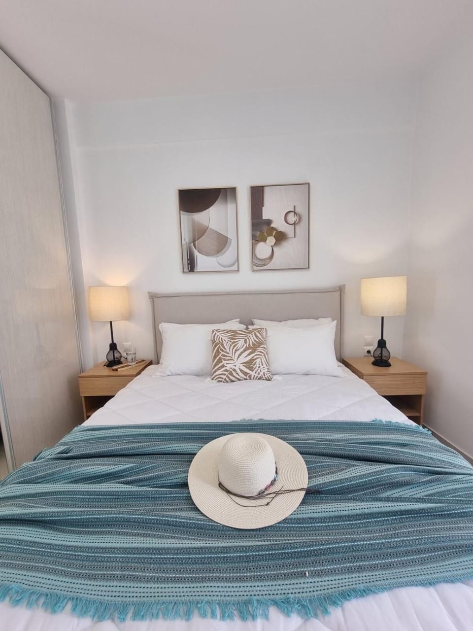Ble Apartment in Argolis, Greece