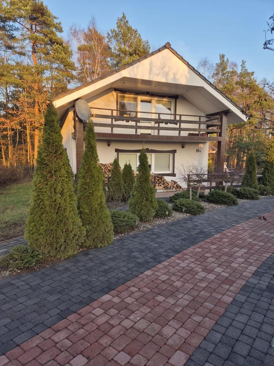 Property building, Spring, Day, Garden, Garden view