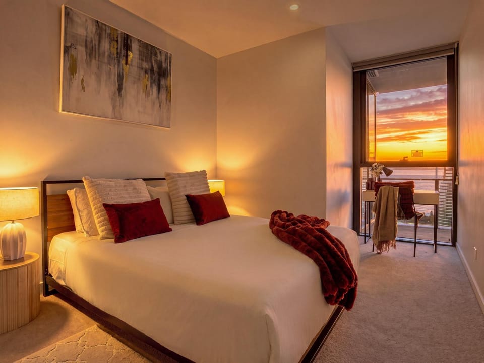 Bed, Photo of the whole room, Bedroom, Sea view, air conditioner