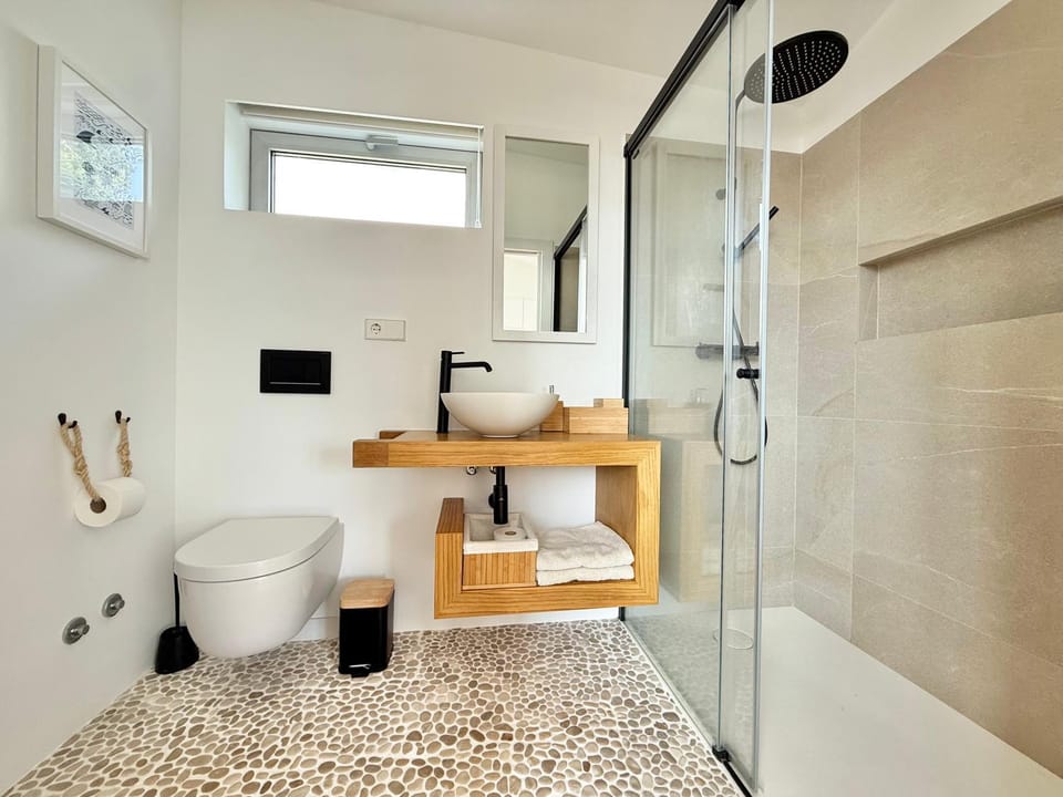 Casita con jardín en playa de Razo House in Bergantiños