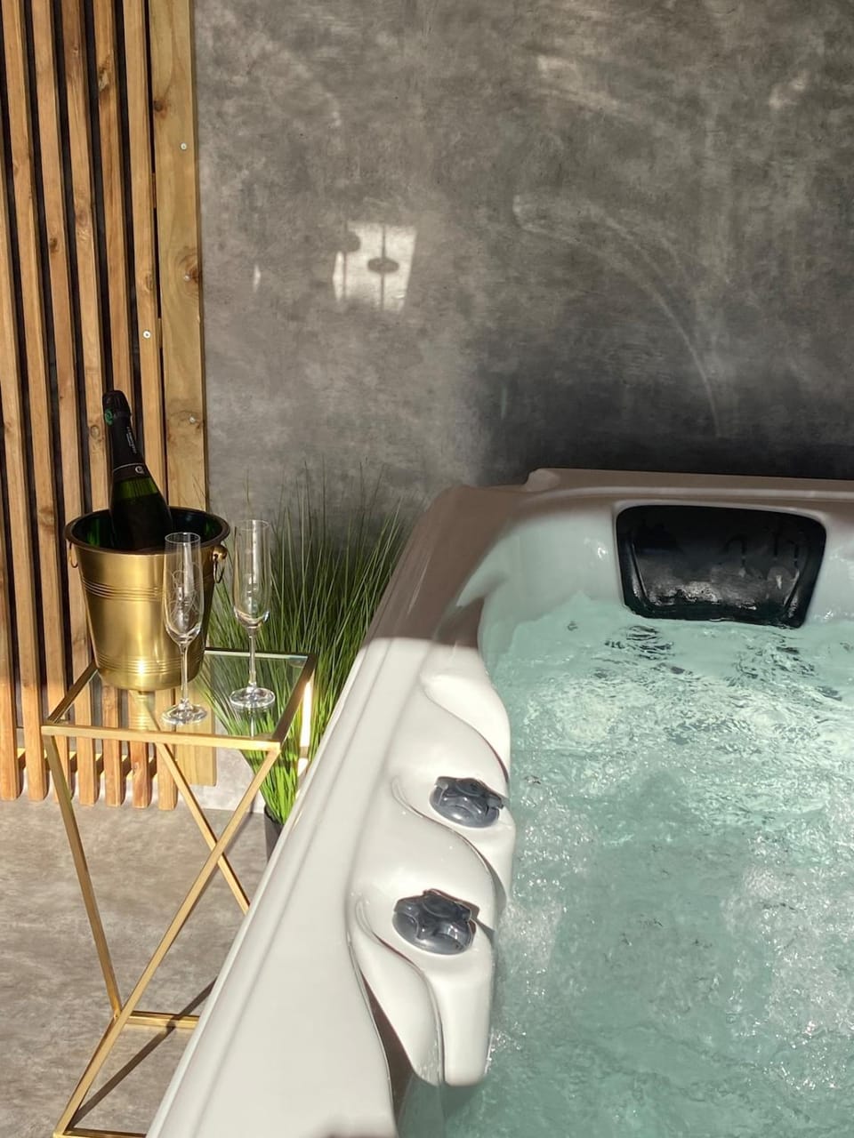 Love You Suite Romantique Spa 25min du futuroscope Apartment in Centre-Val de Loire
