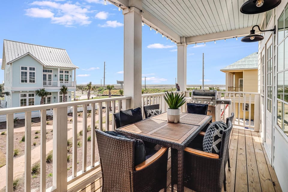 Sandals & Sunshine House in Port Aransas