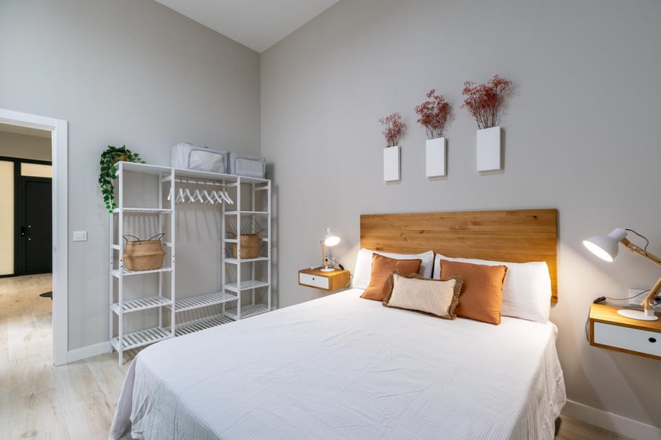 Bed, Bedroom