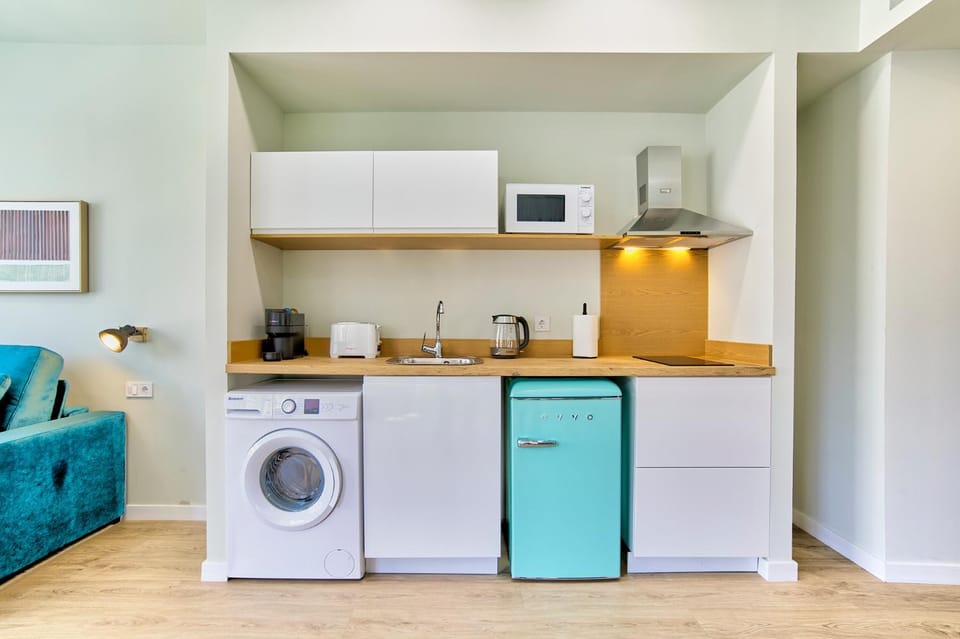 dishwasher, microwave, stove, washing machine, kitchen