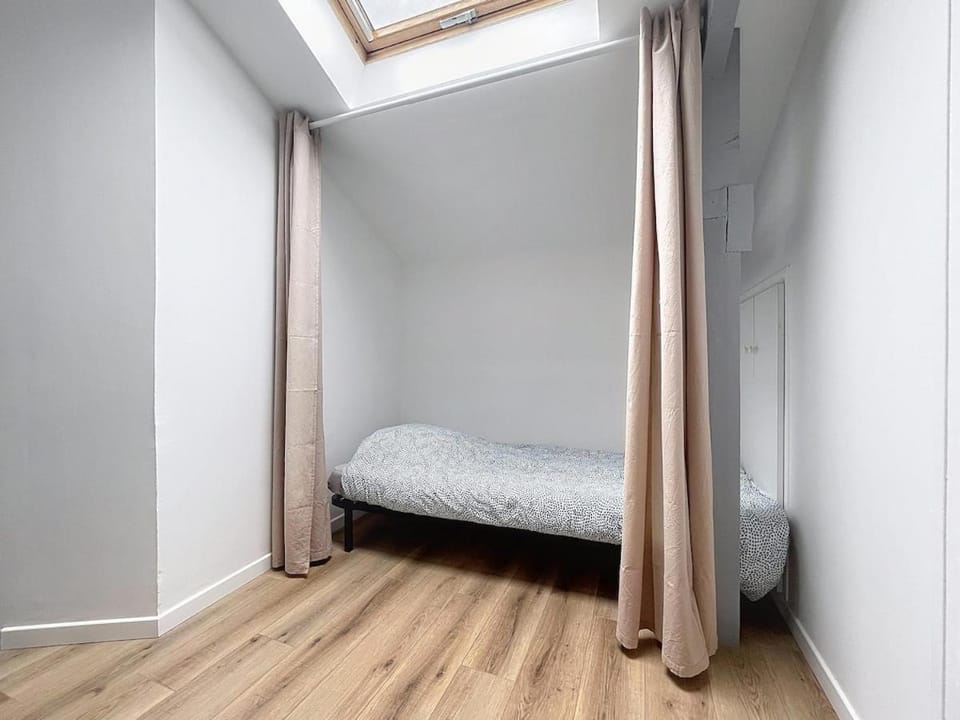 La Capsule Colocation Appartement partagé à deux personnes maximum Vacation rental in Rouen