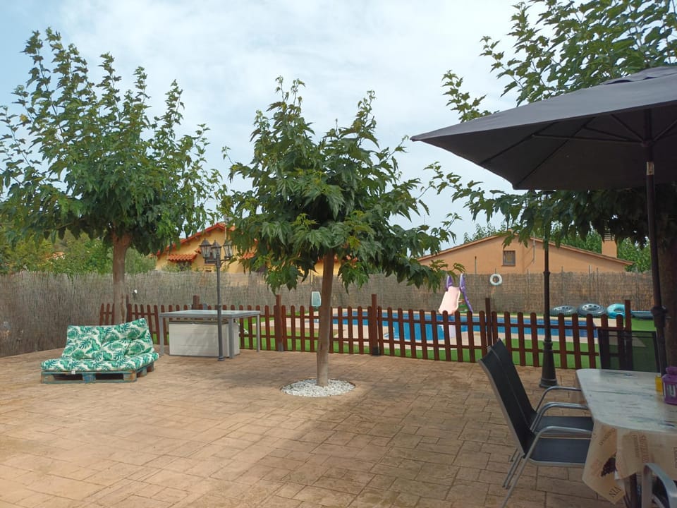 Villa zenn House in Baix Penedès