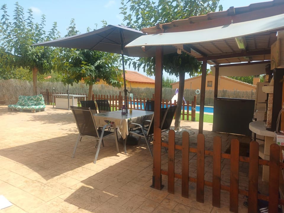 Villa zenn House in Baix Penedès