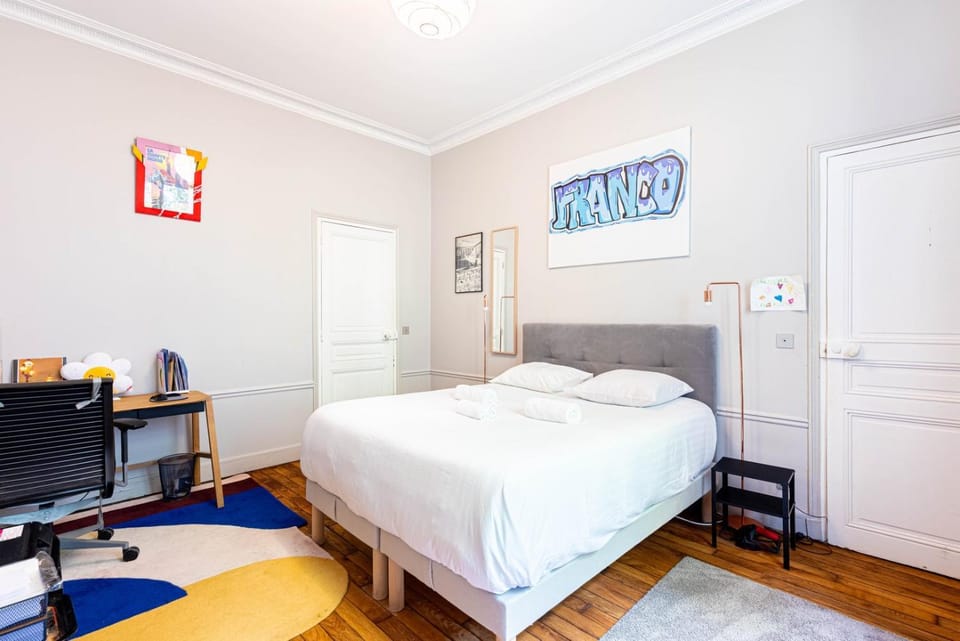 GuestReady - Refined Stay near the Eiffel Tower Apartment in Paris