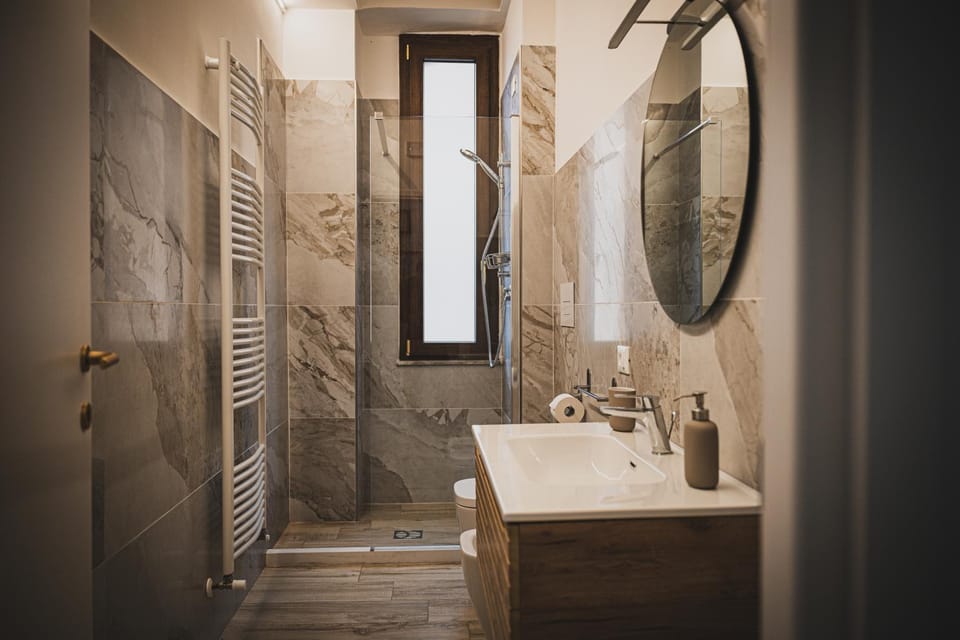 Shower, Bathroom