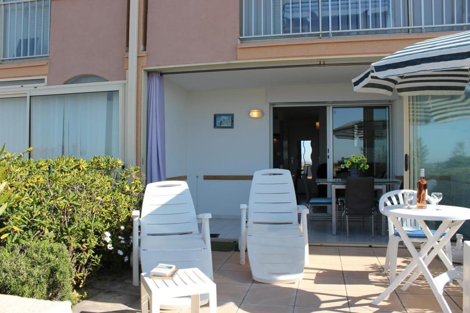 Appartement les pieds dans le sable - AY110-M04 Apartment in Gruissan