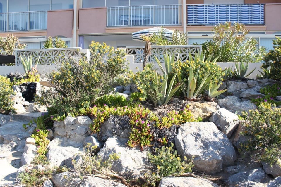 Appartement les pieds dans le sable - AY110-M04 Apartment in Gruissan