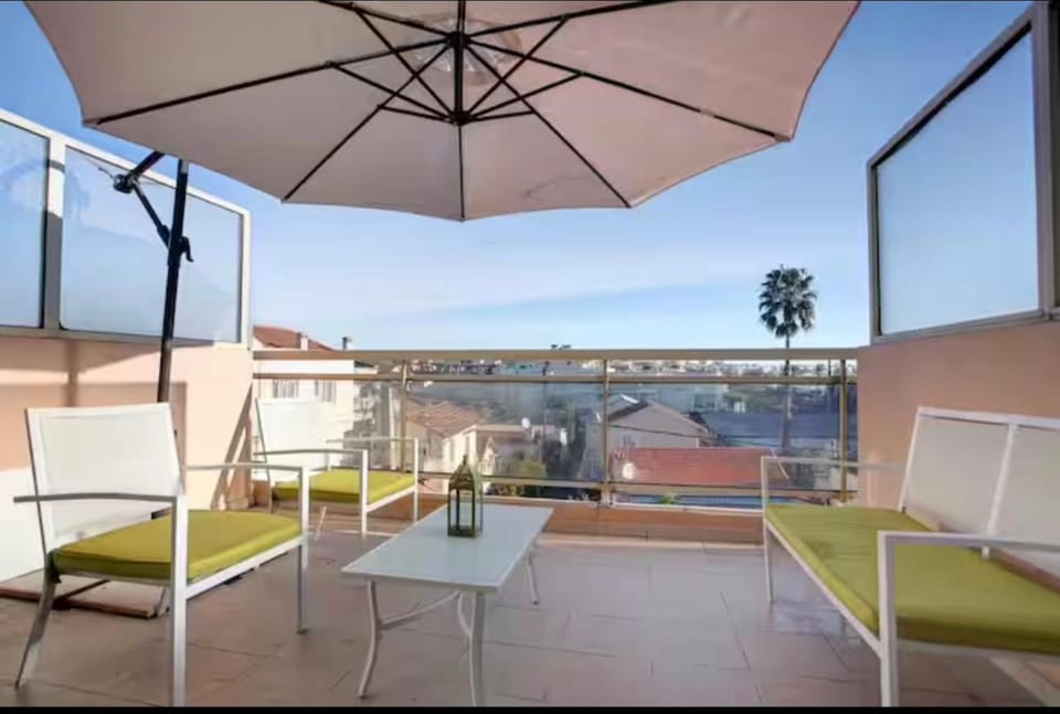 3 Festival de Cannes joli 2 pièces 4 personnes Vacation rental in Mougins