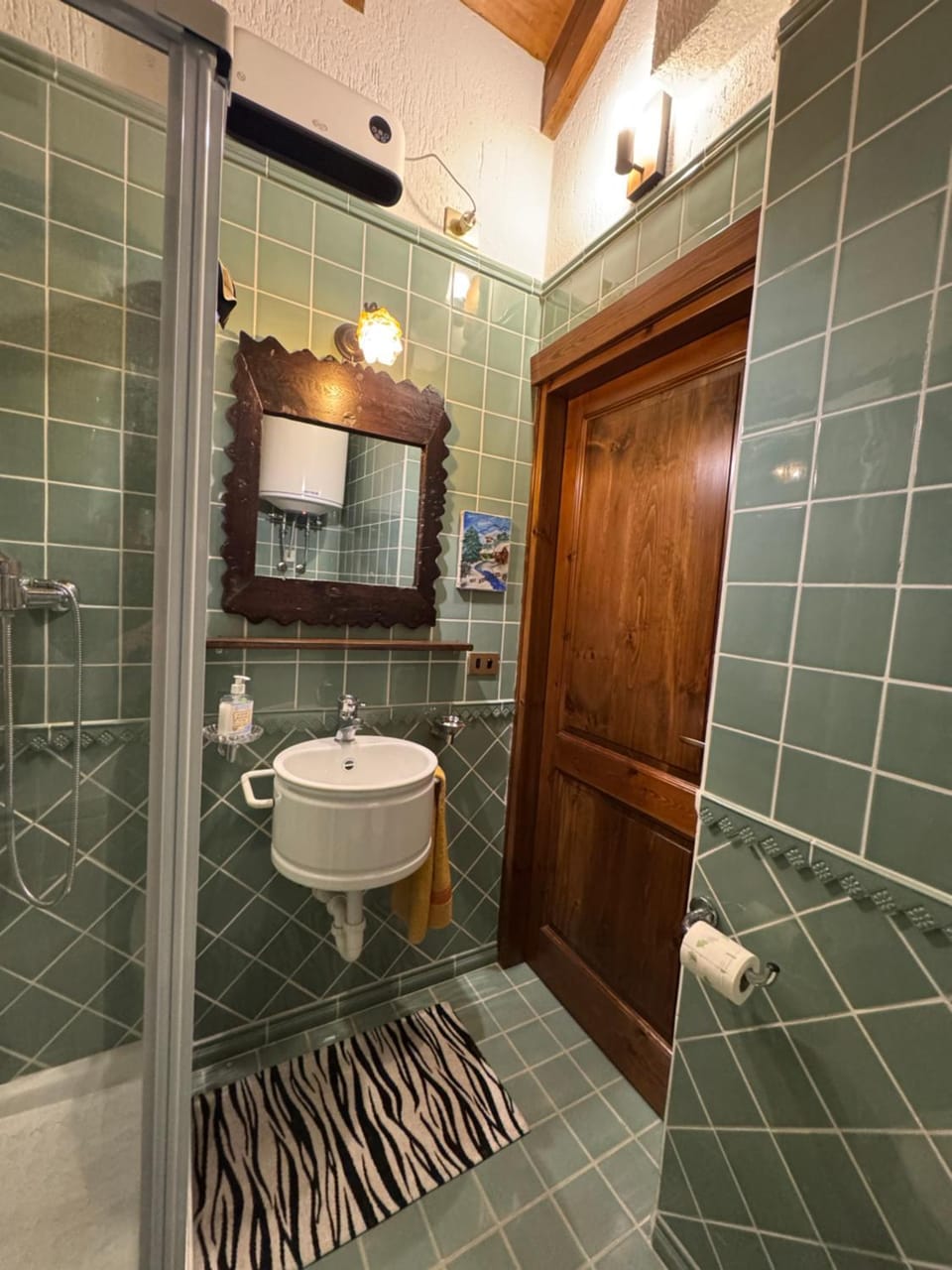 Shower, Bathroom