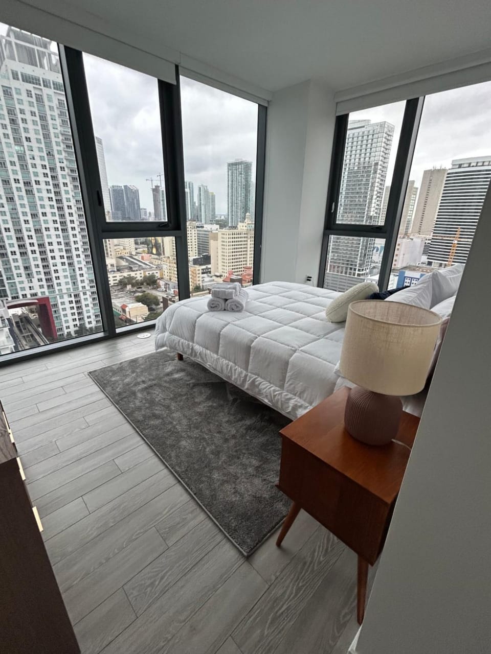 Bed, View (from property/room), Photo of the whole room, Bedroom