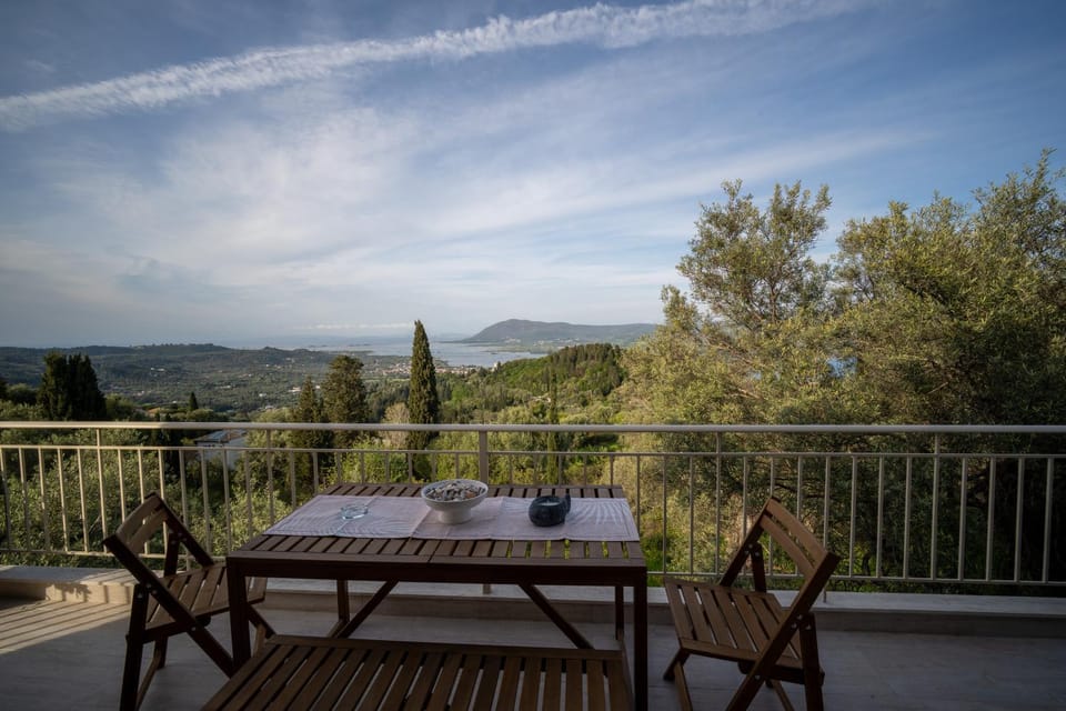 Natural landscape, View (from property/room), Balcony/Terrace, Sea view