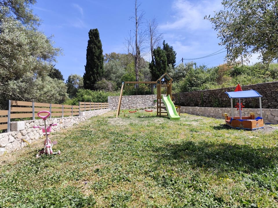 Spring, Day, Natural landscape, Children play ground, Garden, Garden view