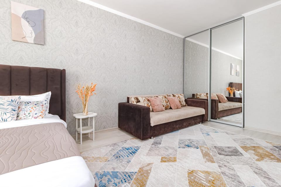 Living room, Photo of the whole room