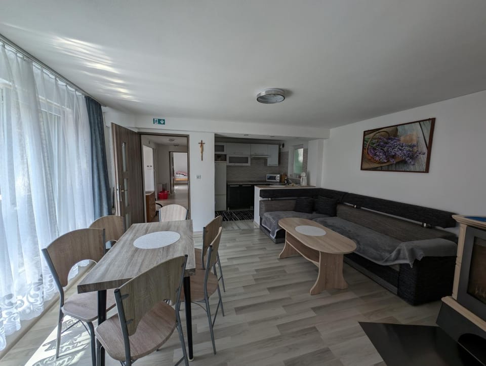 Kitchen or kitchenette, Living room, Dining area