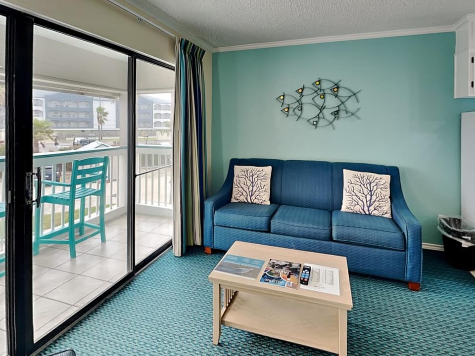Sweet Gulf Views Apartment in Galveston Island