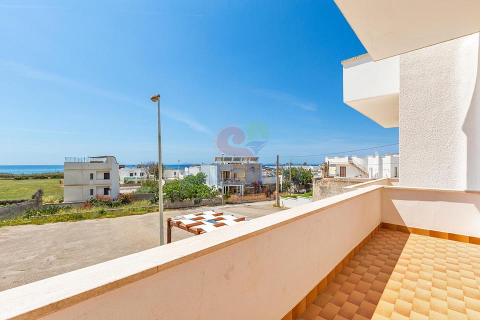 Property building, Day, Natural landscape, View (from property/room), Balcony/Terrace, Sea view