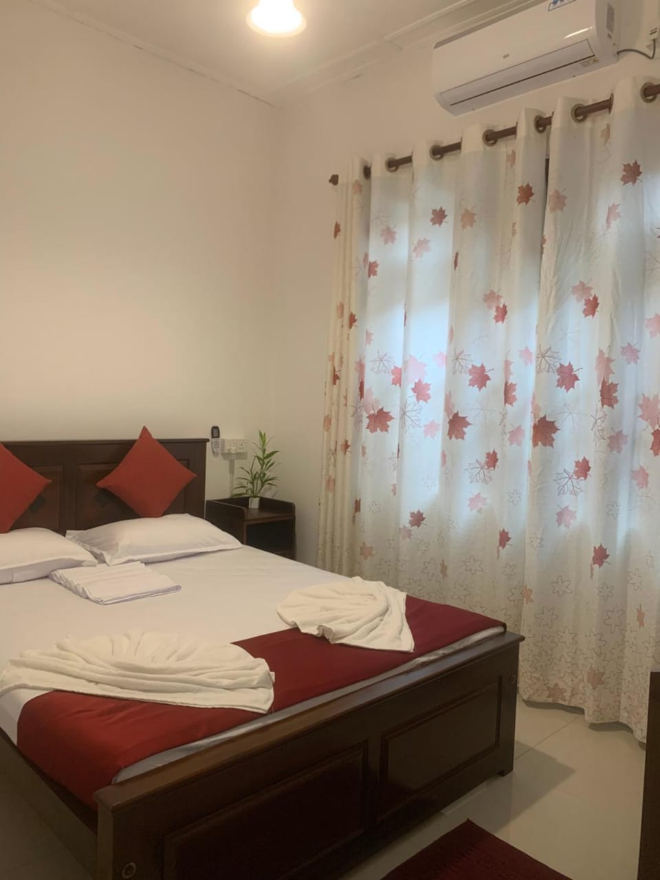 Bedroom, air conditioner