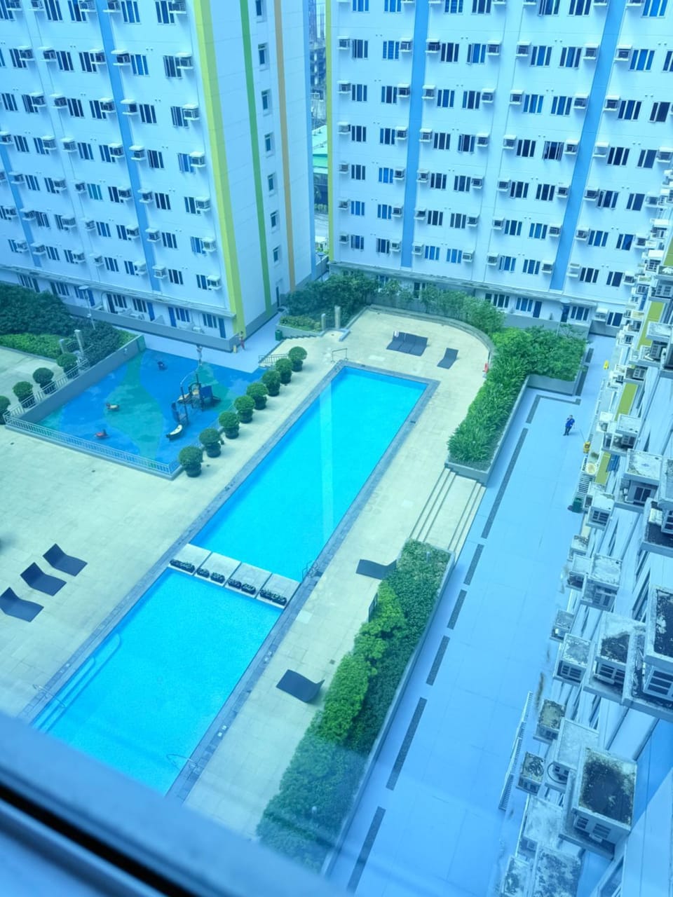 Mplace condominium by Jackie 1505D Apartment in Quezon City