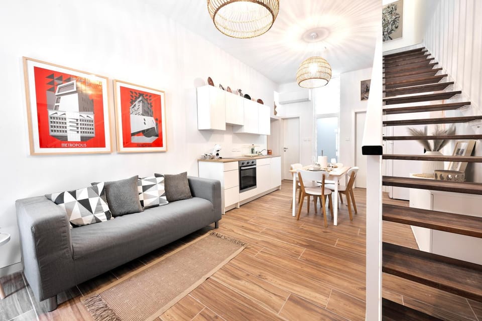Living room, Dining area, kitchen