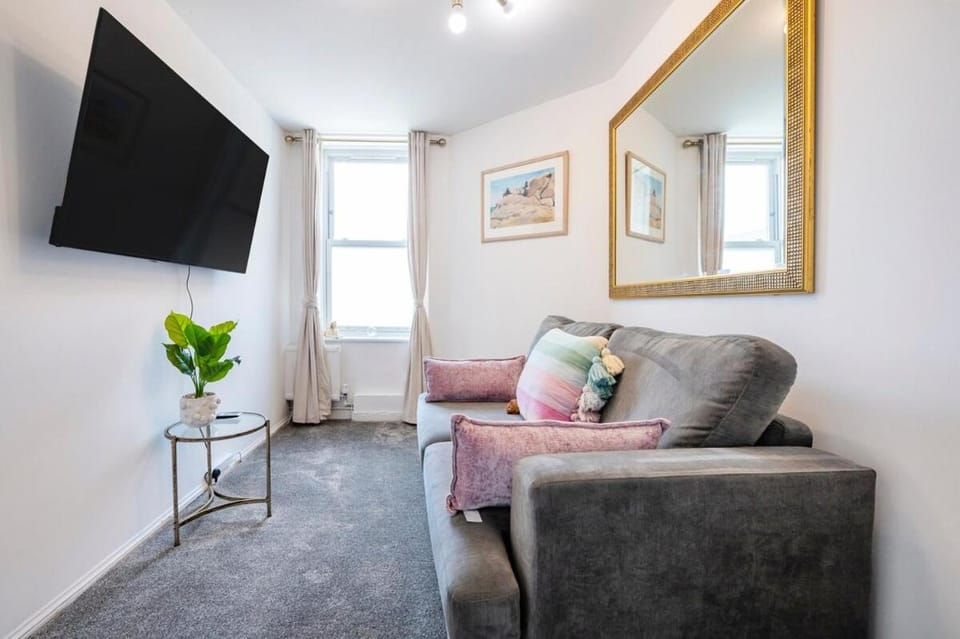 Spacious London stay - 3 Bedroom property Apartment in London