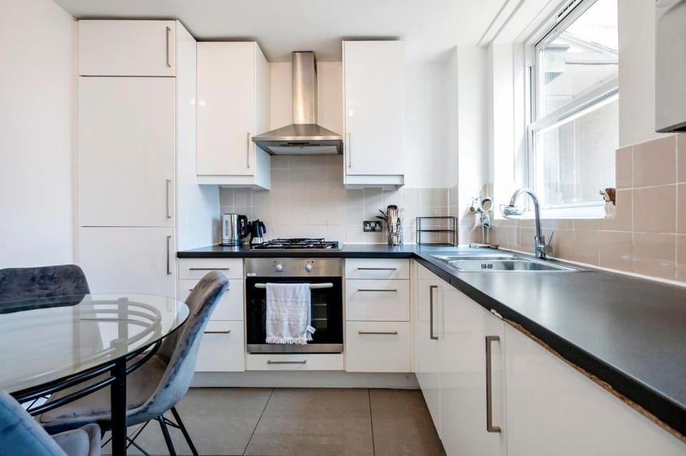Spacious London stay - 3 Bedroom property Apartment in London
