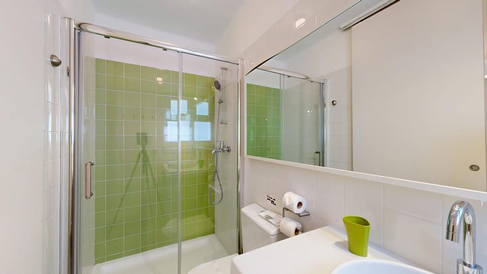 Apartamento Studio Sao Rafael, 450m Praia Apartment in Guia