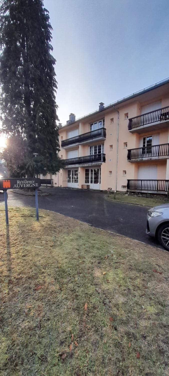 Studio 2 à 4 personnes avec balcon et parking Apartment in Auvergne-Rhône-Alpes