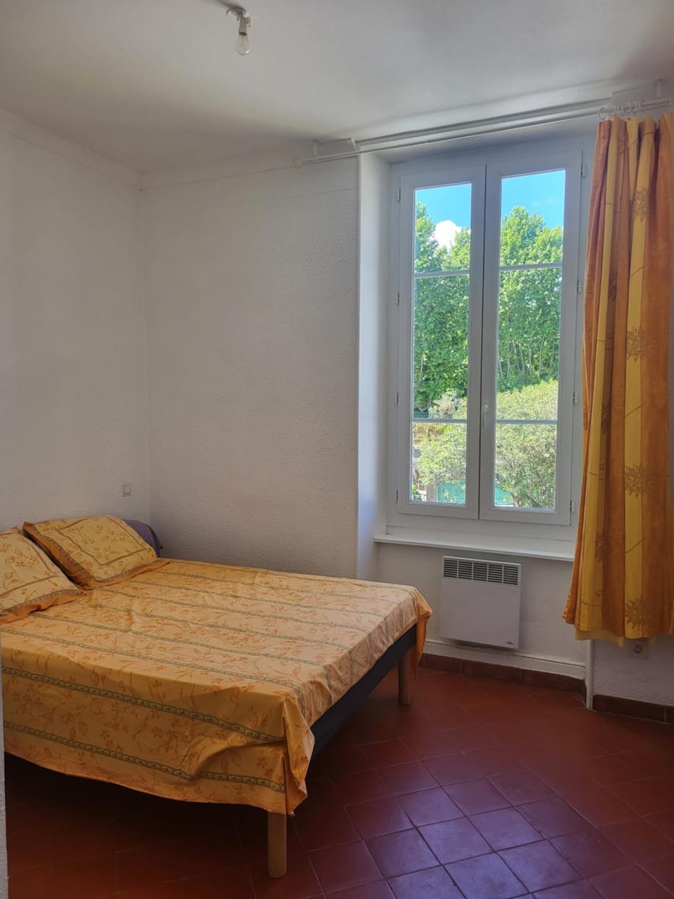 Appartement avec piscine partagée House in Occitanie