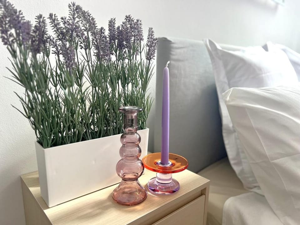 Lilacs and Lemonade Apartment in Bari