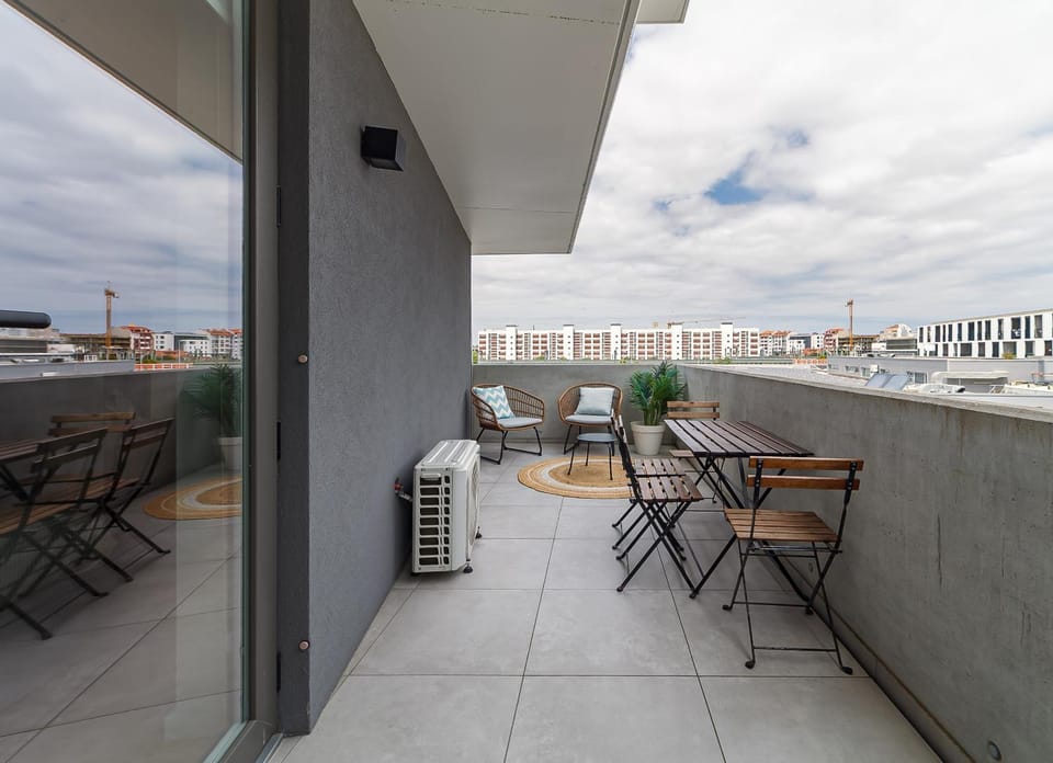 View (from property/room), Balcony/Terrace