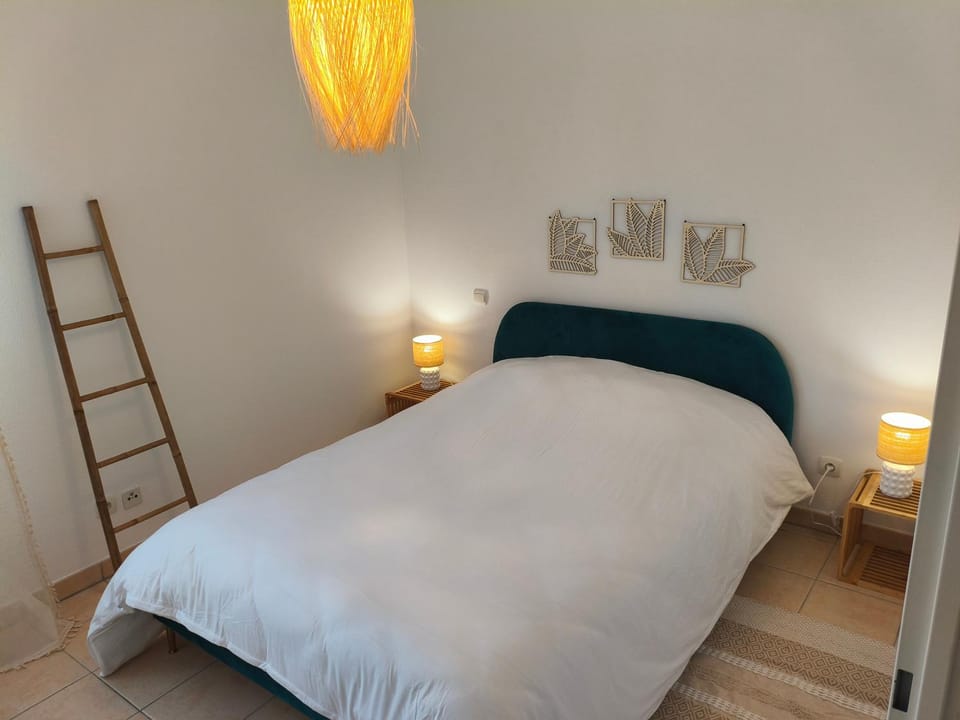Cocon douillet près de l'étang Apartment in Mèze