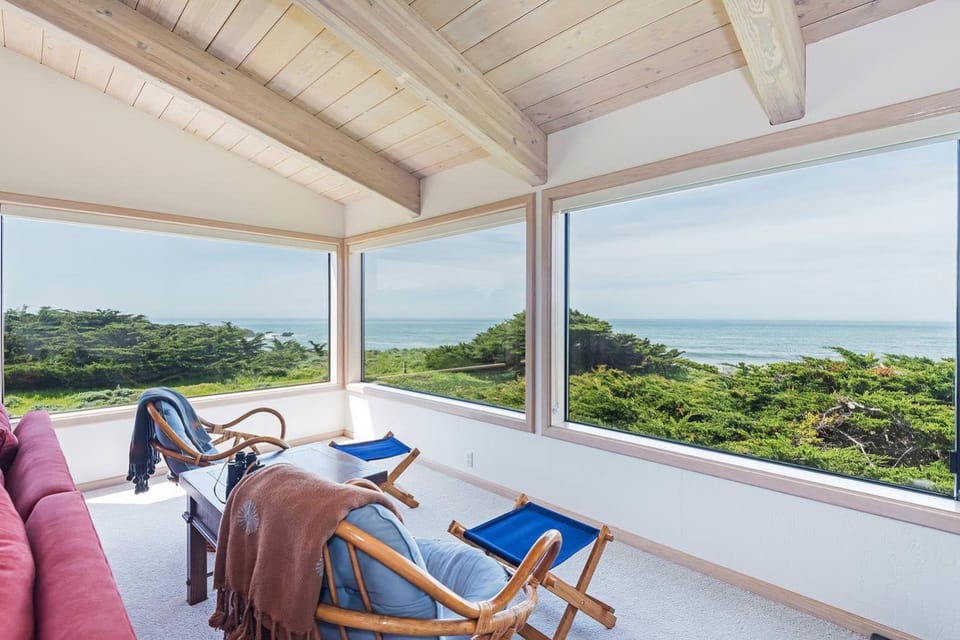 La Costiera Ocean & Bluff Views With Hot Tub House in Sonoma County