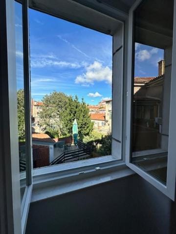 Luna City Core Rooms Apartment in Pula