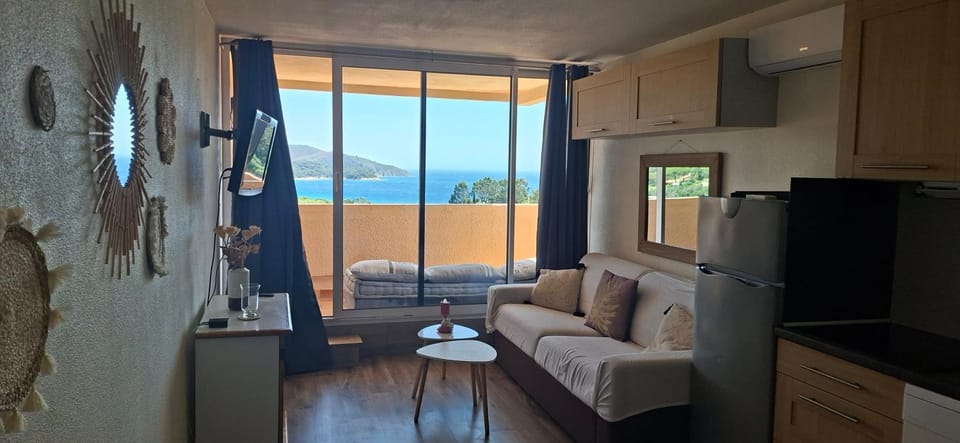 Gigaro Sylvabelle Sea Lounge Apartment in La Croix-Valmer