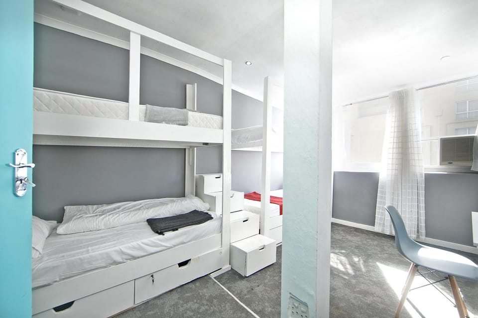 61 on Wale Backpackers Hostel in Cape Town