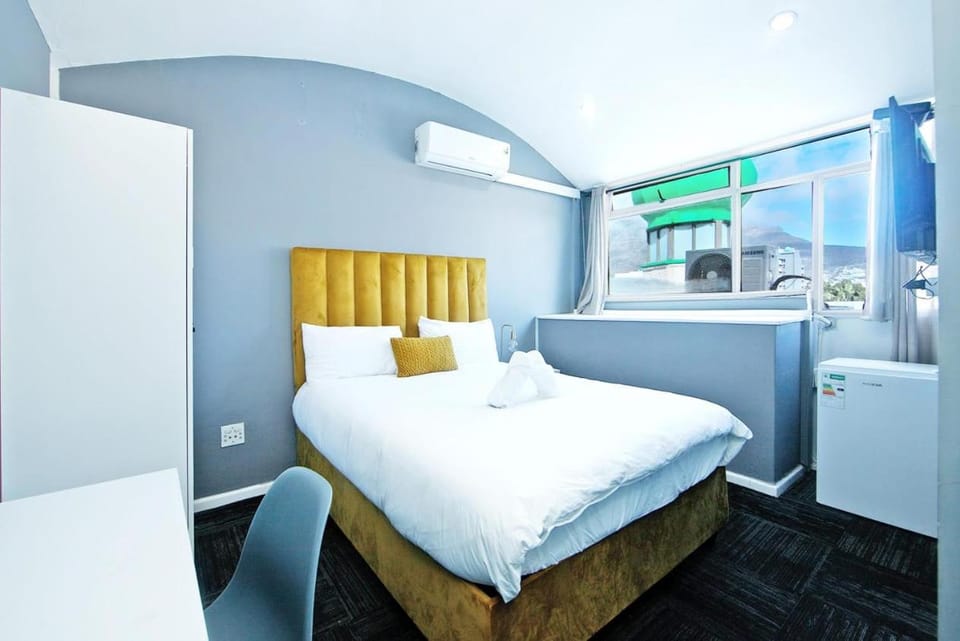 61 on Wale Backpackers Hostel in Cape Town