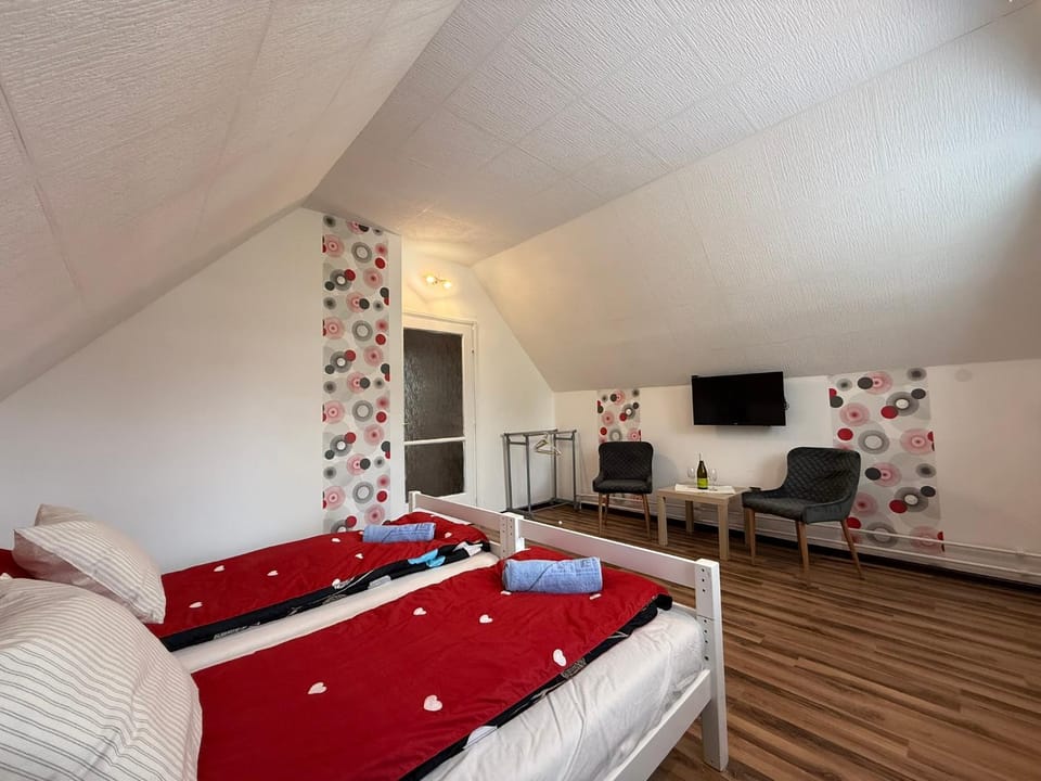 Bed, Bedroom