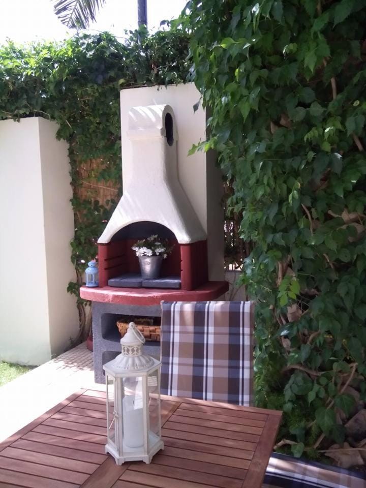 BBQ facilities, Garden