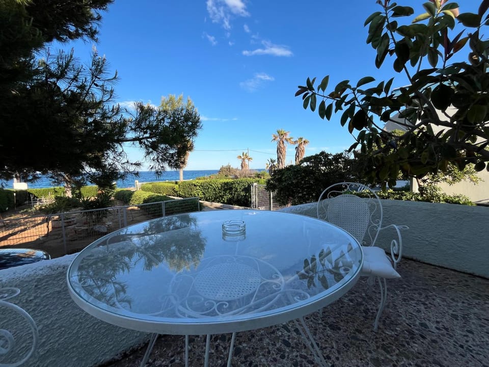 Sea View Beach House near Athens Airport House in East Attica Regional Unit, Greece