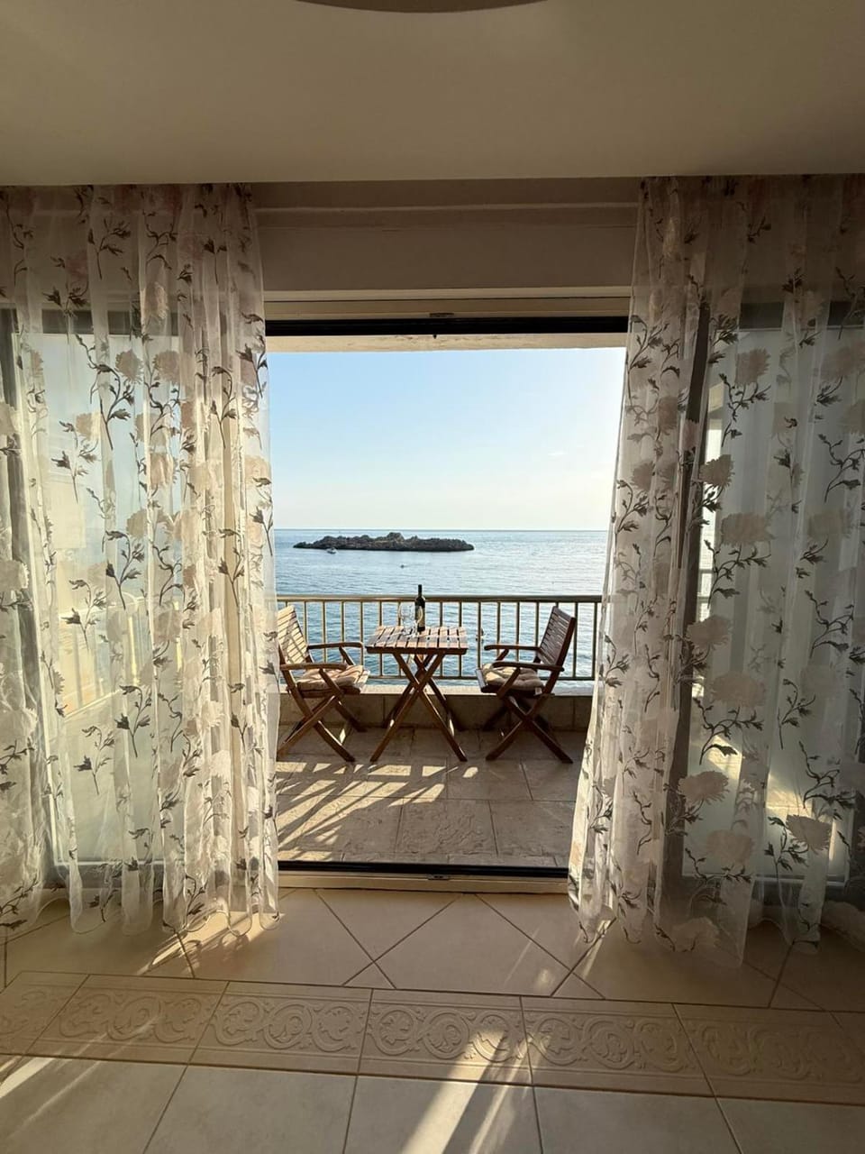 The View Sveti Stefan Lux S Apartment in Sveti Stefan