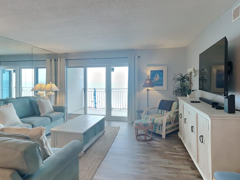 Emerald Isle Fort Walton Beach #700 Apartment in Okaloosa Island