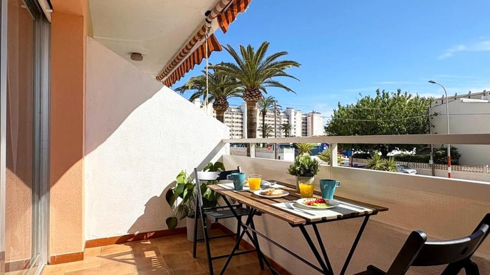 Day, View (from property/room), Balcony/Terrace, Dining area