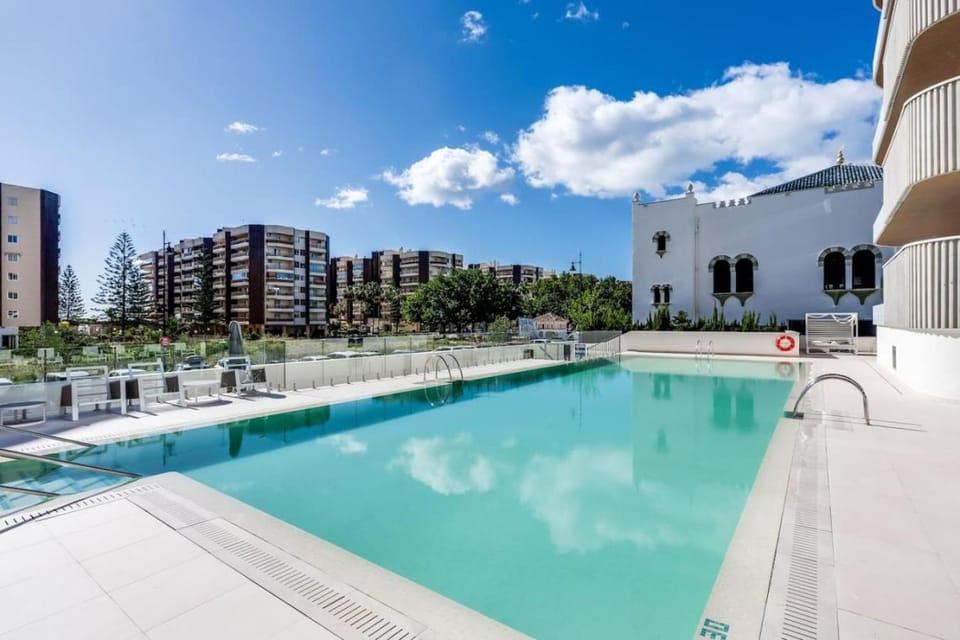 Property building, Pool view, Swimming pool, Swimming pool