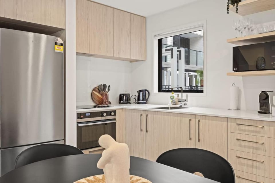 Charming 2 Bed Family Home House in Auckland